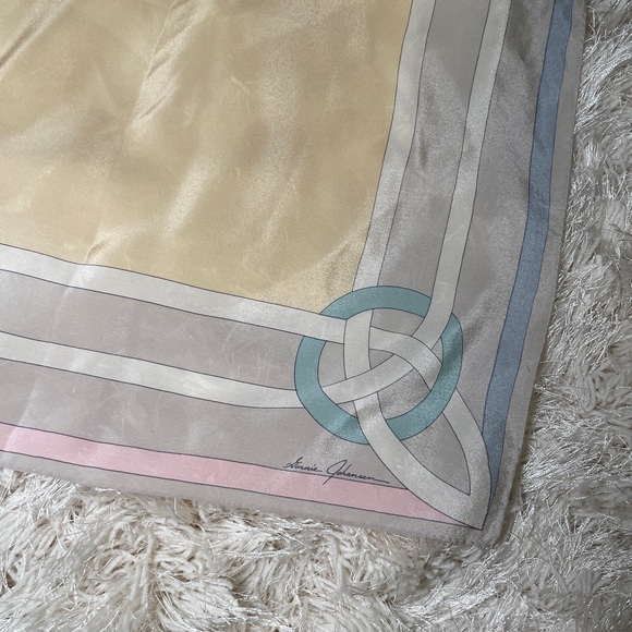 ✨Ginnie Johansen✨ Pastel Silk Scarf - Picture 3 of 3